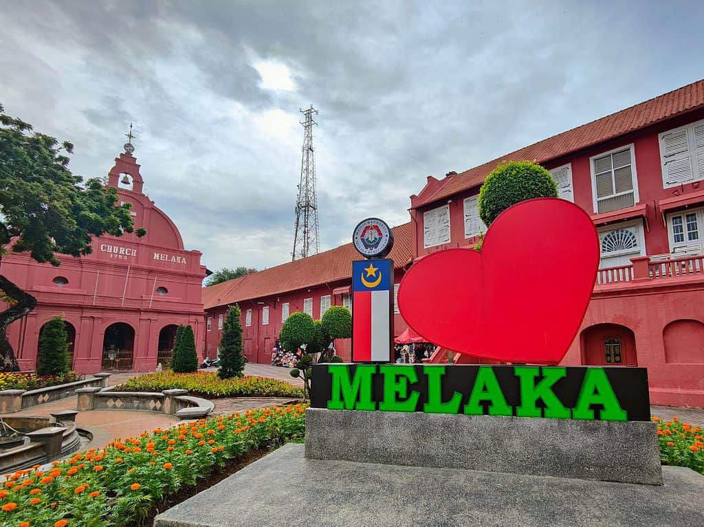 red square - red buildings and i heart melaka sign